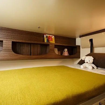 Kemp Aneto Caravaning Renting - Sport 340 Up *